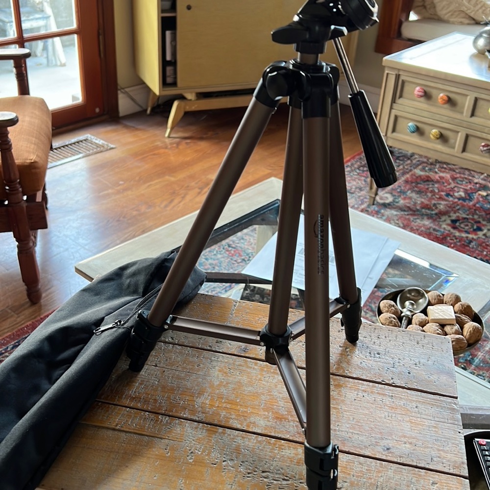 Tripod Basics 60-Inch Lightweight Tripod with Bag